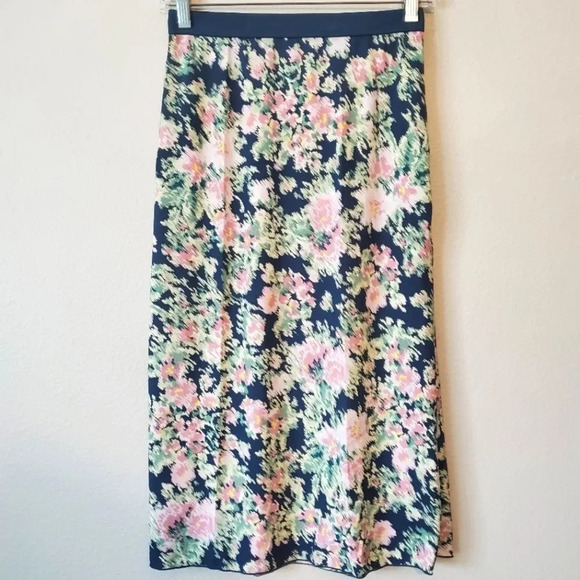 Hashttag Floral Printed Midi Length Skirt - Picture 1 of 5